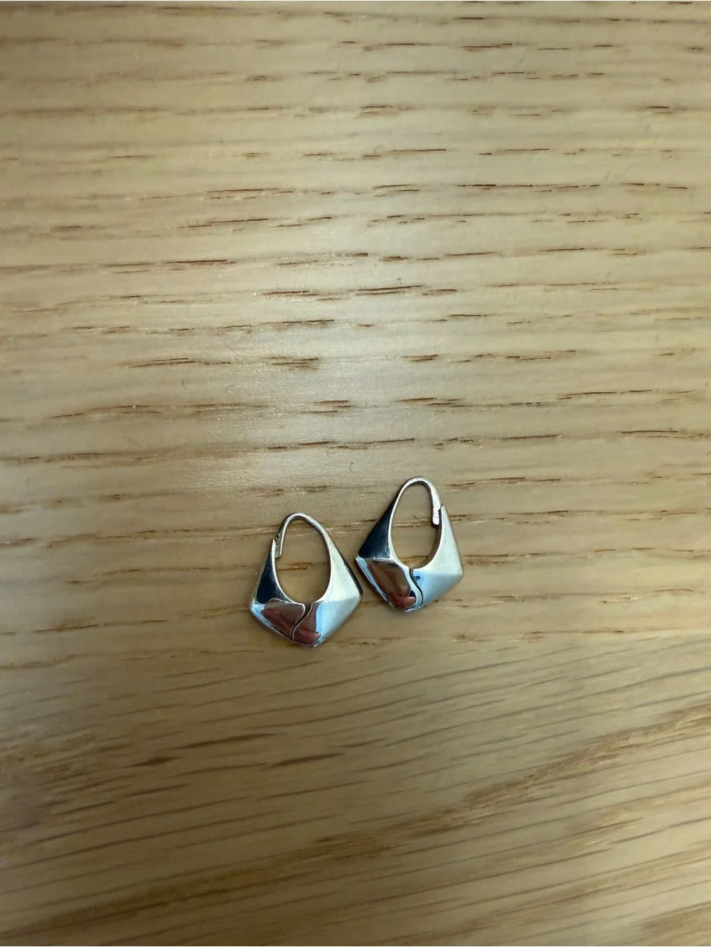 Sophie Buhai Small Pyramid hoops